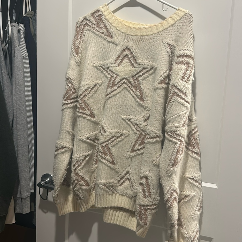 Medium Vici dolls sweater 🤍